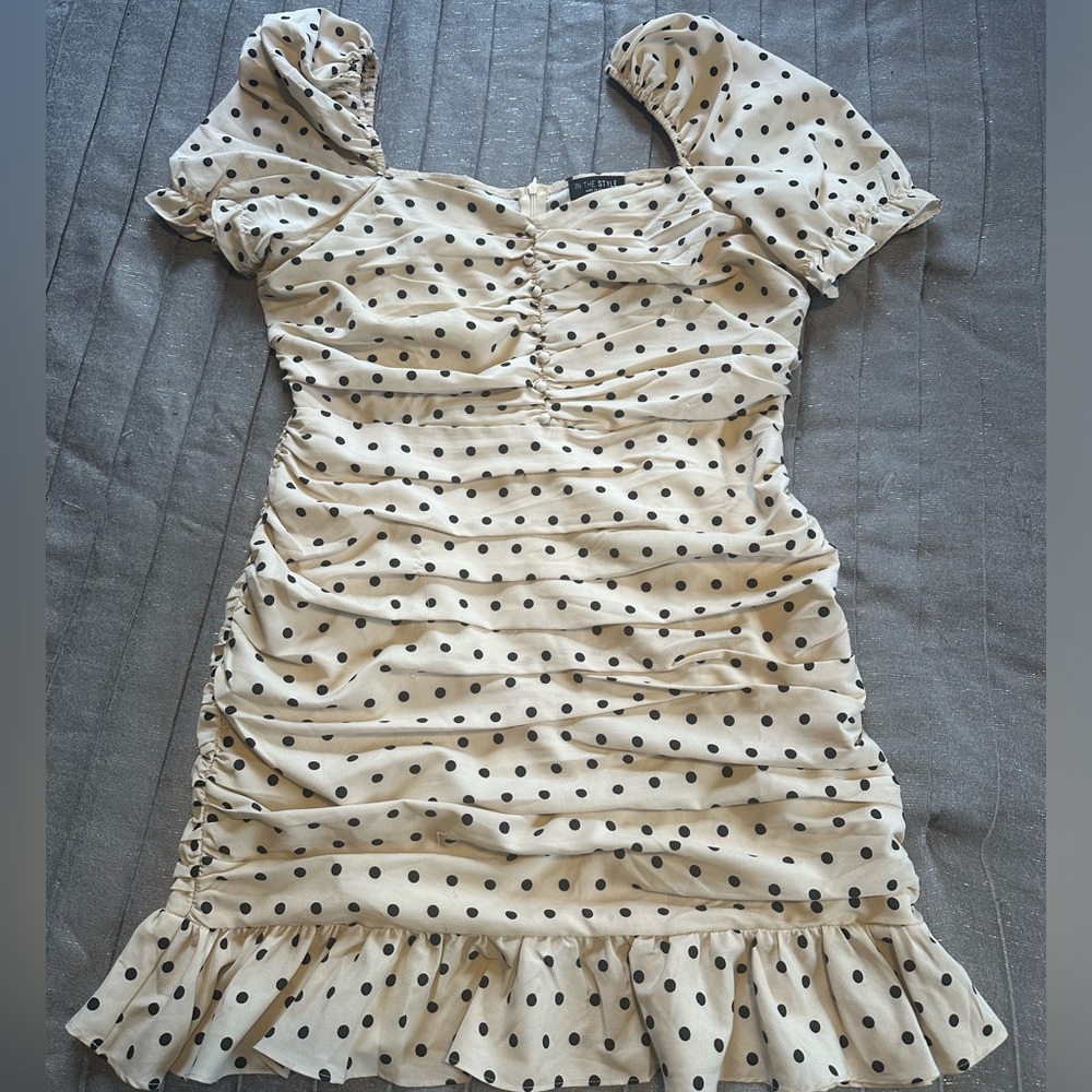 In The Style x Shaughna Sweetheart Puff Sleeve Tiered Mini Dress in Cream
